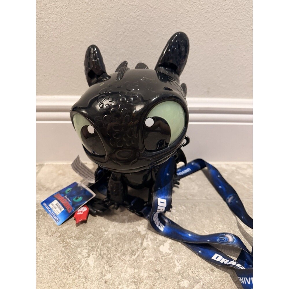 Universal Studios How to Train Your Dragon Toothless Popcorn Bucket